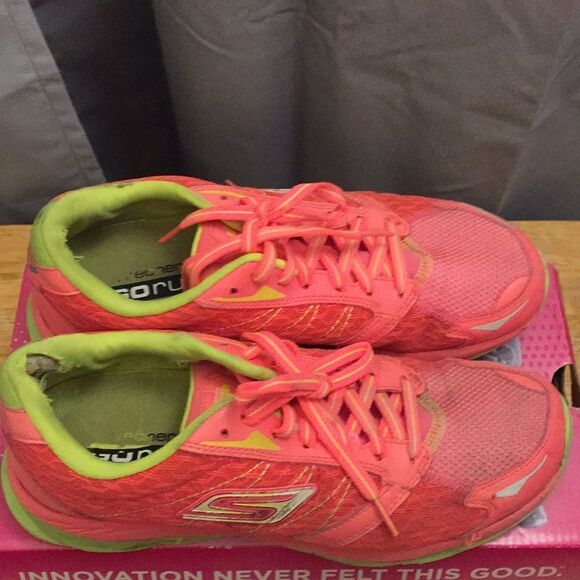Skechers size 8.5 fluorescent colors used worn - Picture 2 of 8